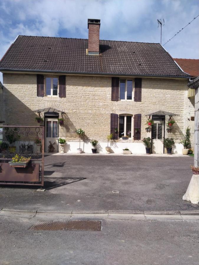A La Maison Du Bonheur Lanty-sur-Aube Exterior photo